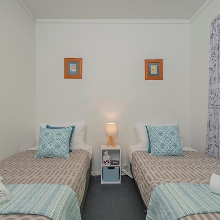 Ocean Serenity Apartments Whitianga Exteriér fotografie