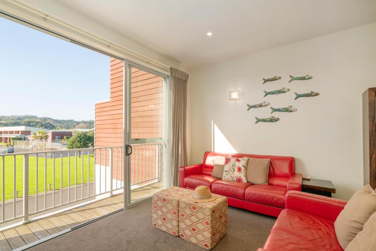 Ocean Serenity Apartments Whitianga Exteriér fotografie
